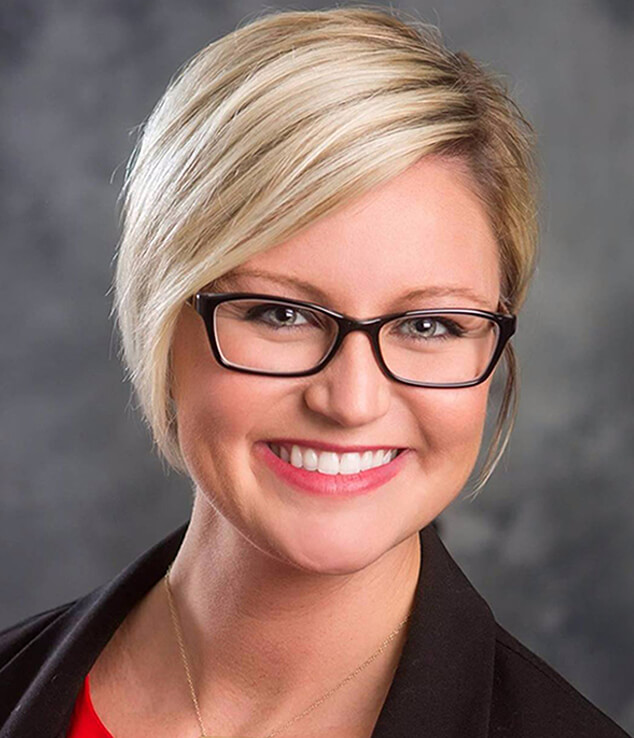 Dr. Robyn Epley optometrist at Vision Specialists in Omaha Nebraska